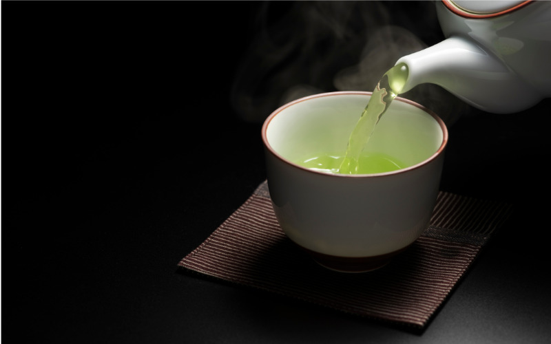 Công dụng tuyệt diệu của việc uống trà xanh - uống như thế nào là đúng cách?