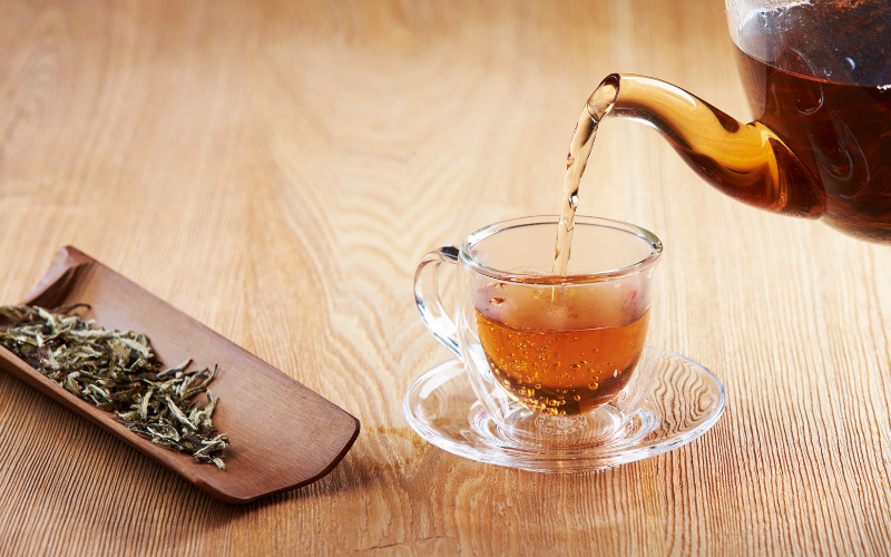 2-ham-tra-den-1 Trà đen không những giúp bảo vệ dạ dày mà còn có thể nuôi dưỡng dạ dày một cách tốt nhất.